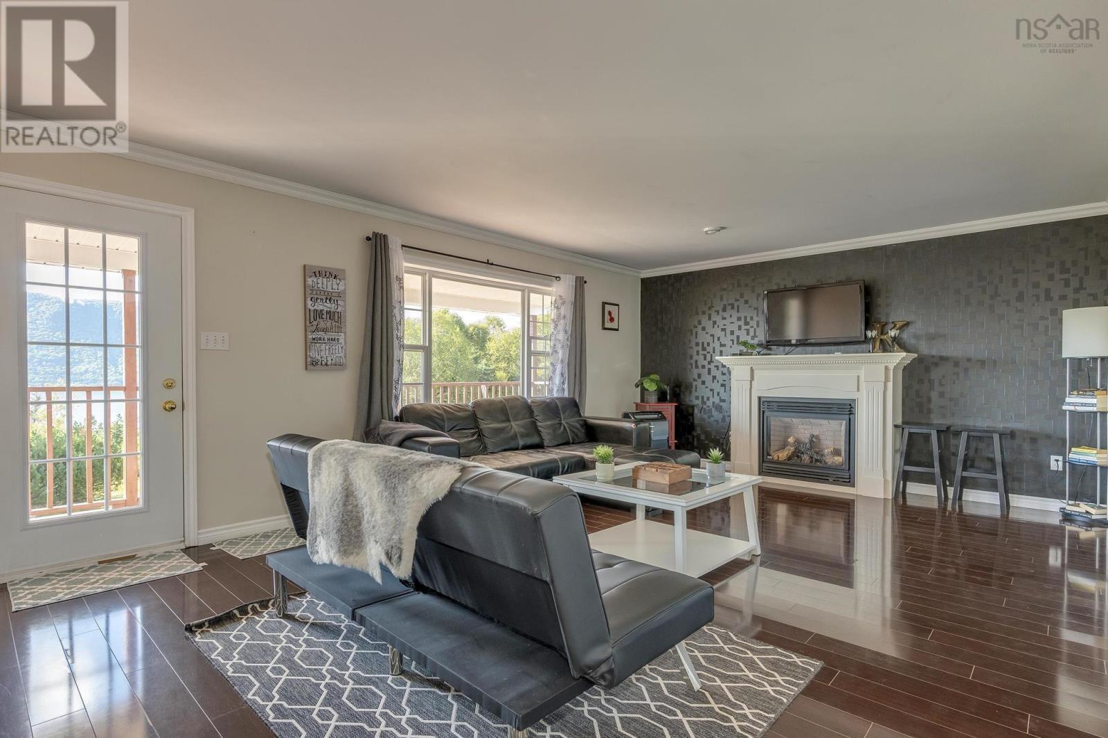 For sale 938 Highway 312, Englishtown, Nova Scotia B0C1H0 202306509