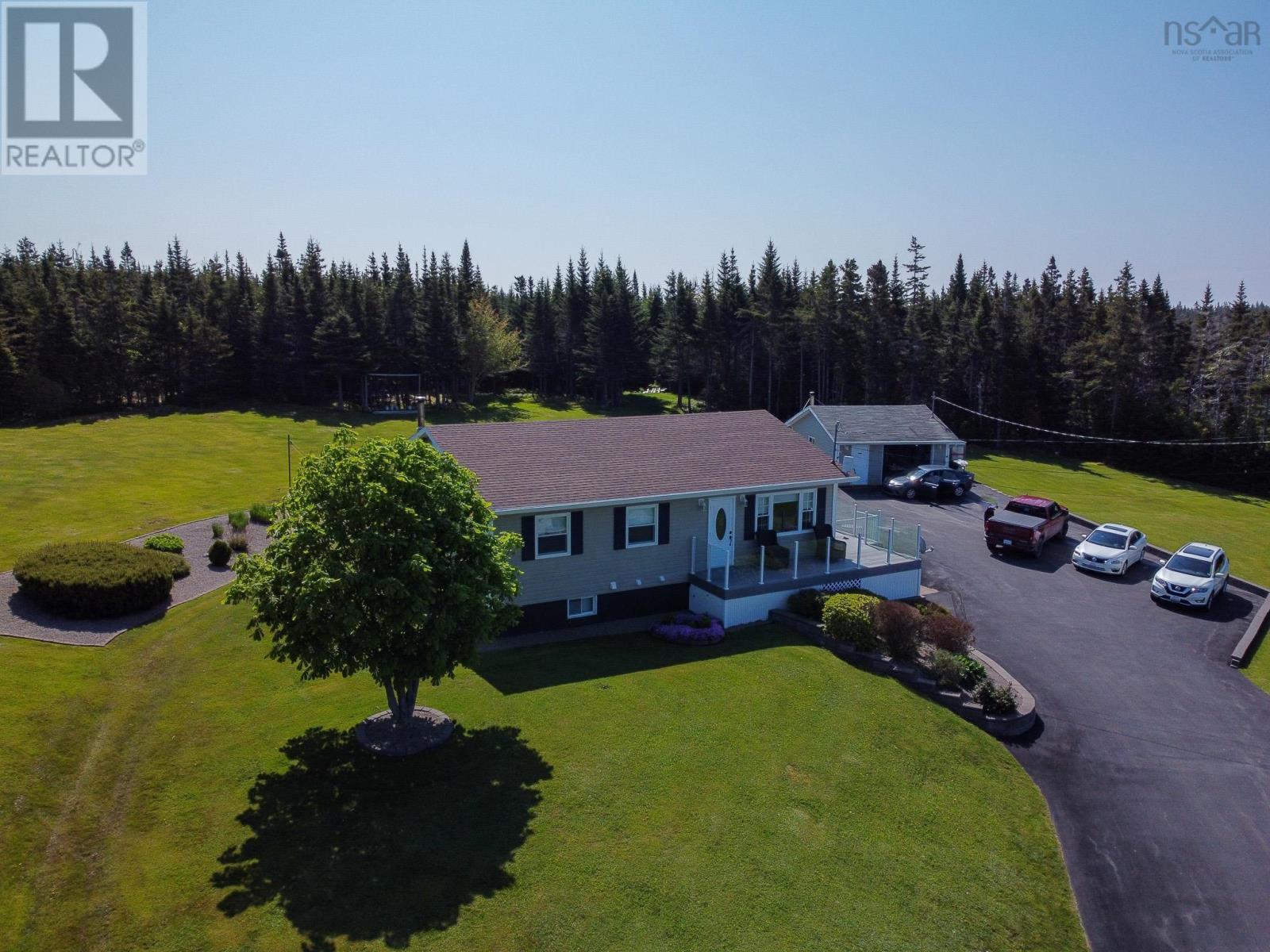 For sale 115 Highway 247, St. Peter's, Nova Scotia B0E3B0 202310970