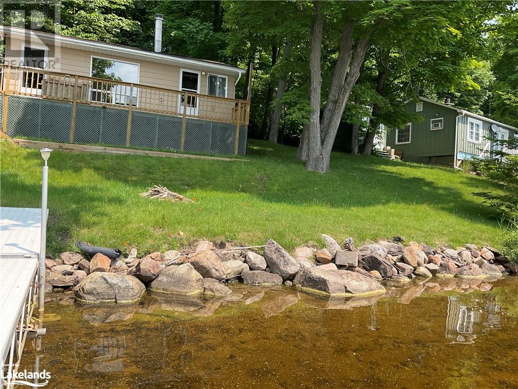 For sale 185 WILSON Lake, Port Loring, Ontario P0H1Y0 40441113