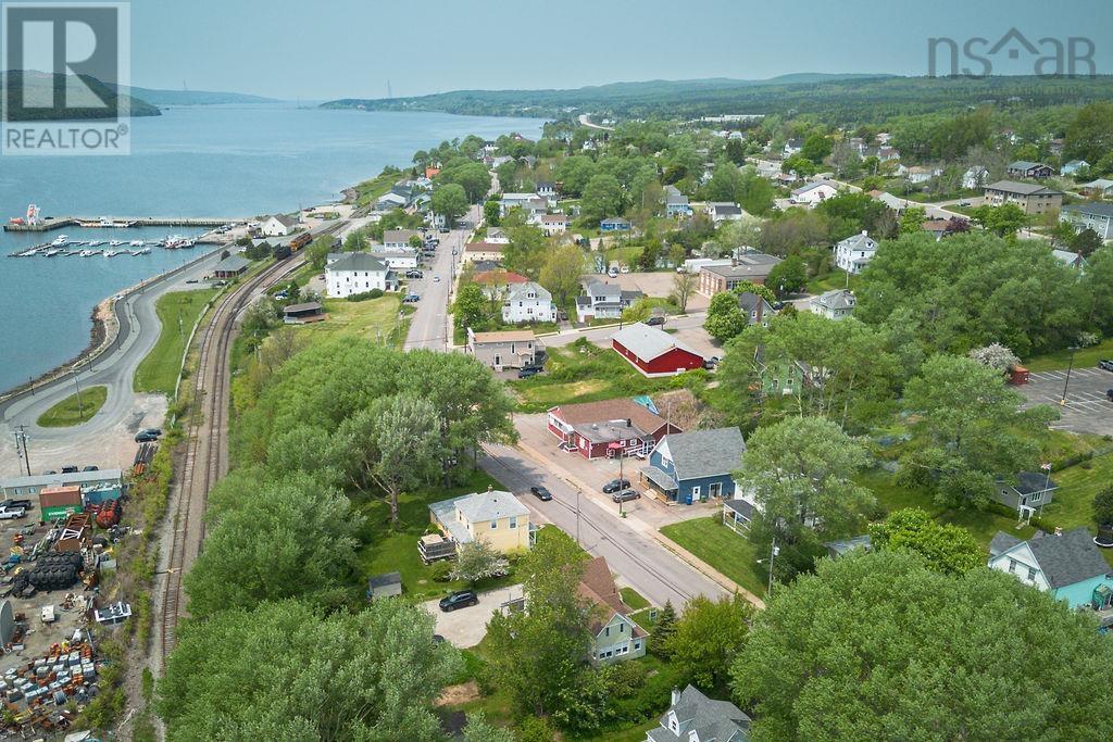 For sale 521 Granville Street, Port Hawkesbury, Nova Scotia B9A2M8