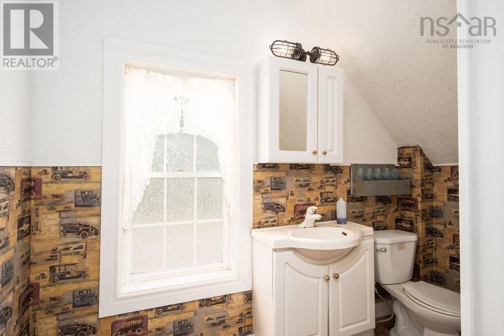 For sale 521 Granville Street, Port Hawkesbury, Nova Scotia B9A2M8