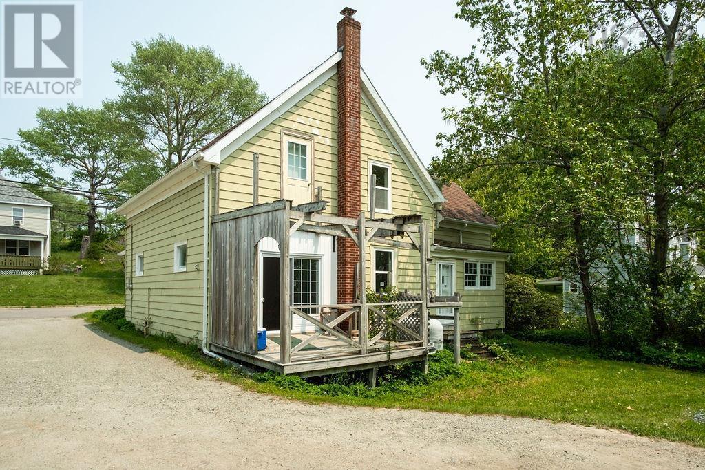 For sale 521 Granville Street, Port Hawkesbury, Nova Scotia B9A2M8