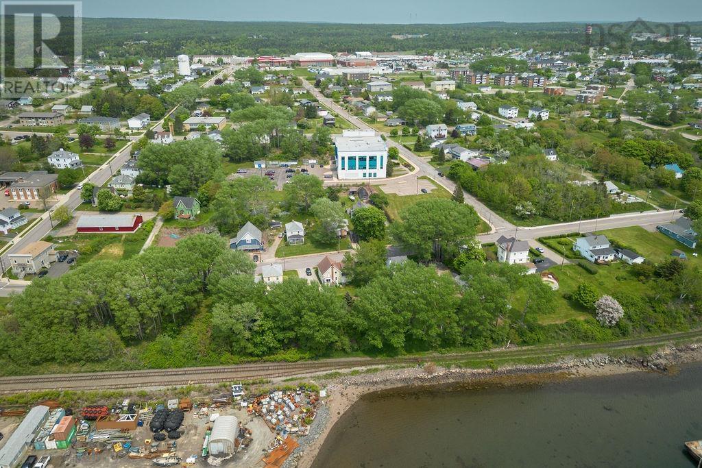 For sale 521 Granville Street, Port Hawkesbury, Nova Scotia B9A2M8