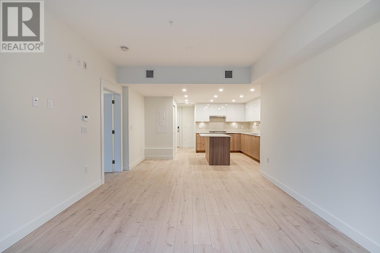 For sale 206 8428 PARK ROAD, Richmond, British Columbia V6Y0K1