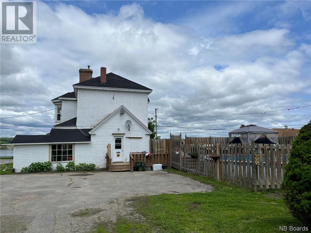 For sale 4430 Water Street, Miramichi, New Brunswick E1N4L7 NB088703