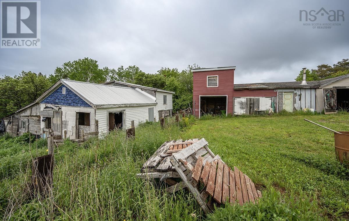 6319 Highway 215, Cheverie, Nova Scotia B0N2A0 REALTOR.ca