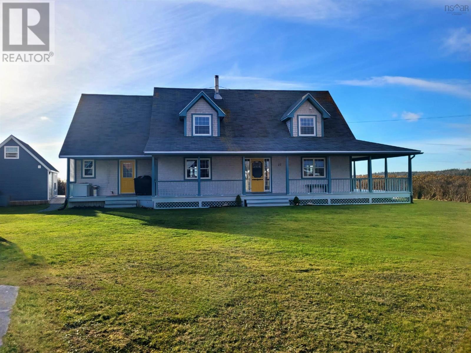 For sale 27 Locke Street, Lockeport, Nova Scotia B0T1L0 202226992