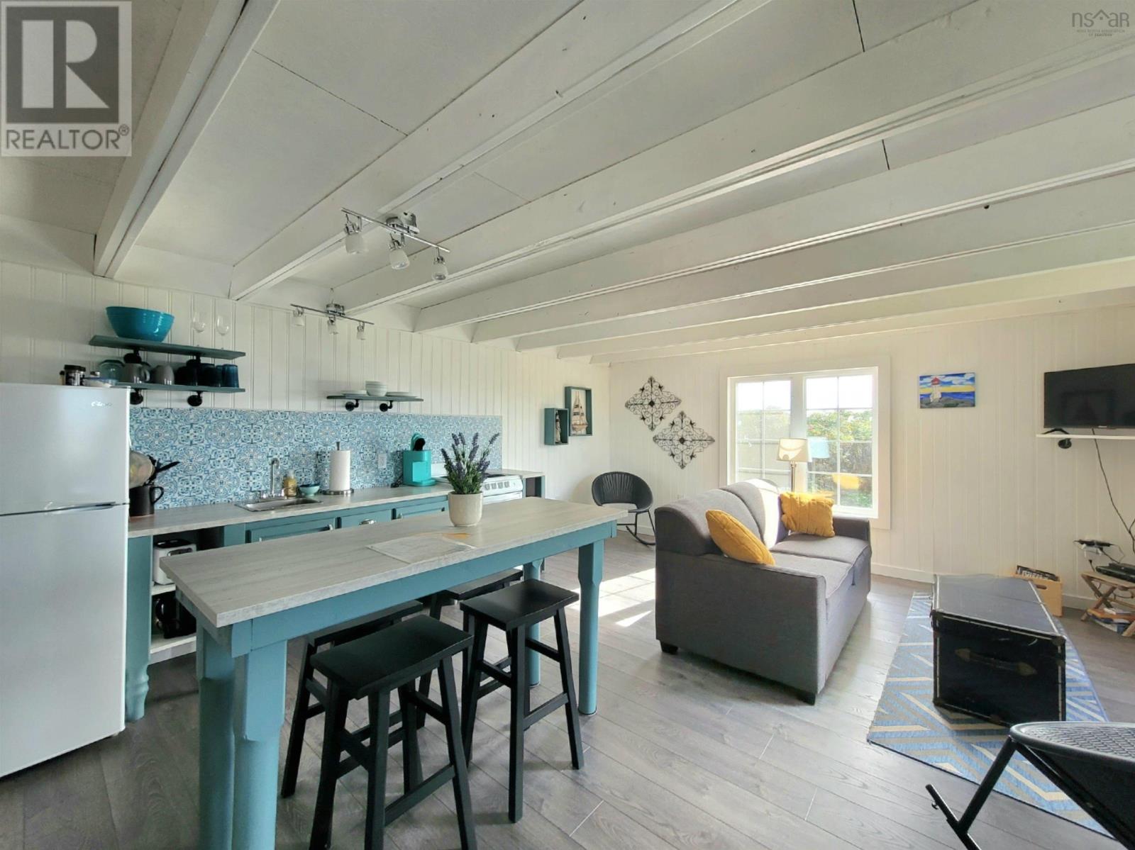 For sale 27 Locke Street, Lockeport, Nova Scotia B0T1L0 202226992 REALTOR.ca