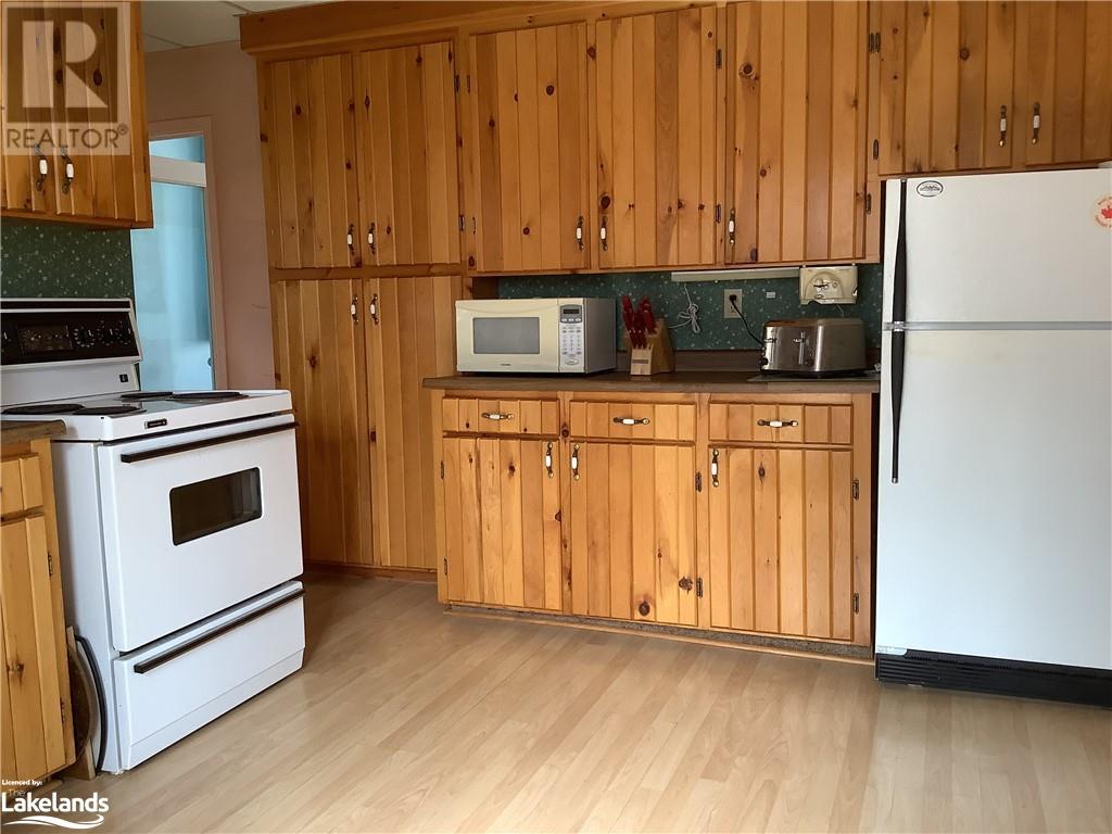 For sale 245 MAPLE Drive, Loring, Ontario P0H1S0 40408553 REALTOR.ca