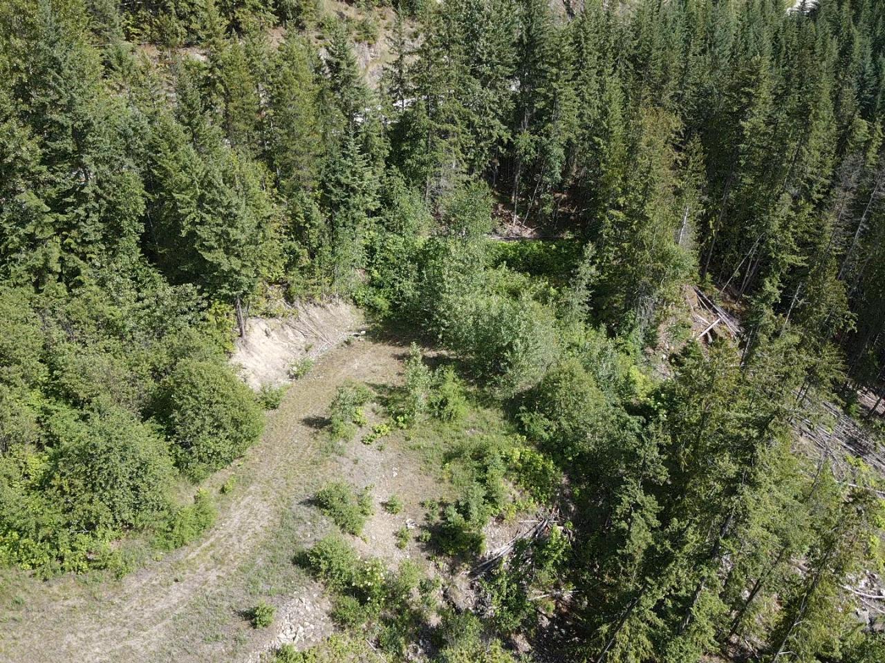 For sale 5959 HIGHWAY 23, Nakusp, British Columbia V0G1R1 2471622