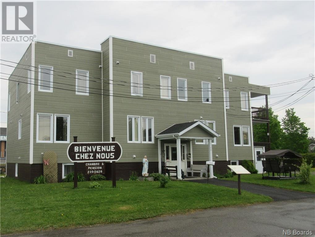 For sale 10 Place De L'Eglise Street, SaintQuentin, New Brunswick E8A1Y5 NB088987 REALTOR.ca