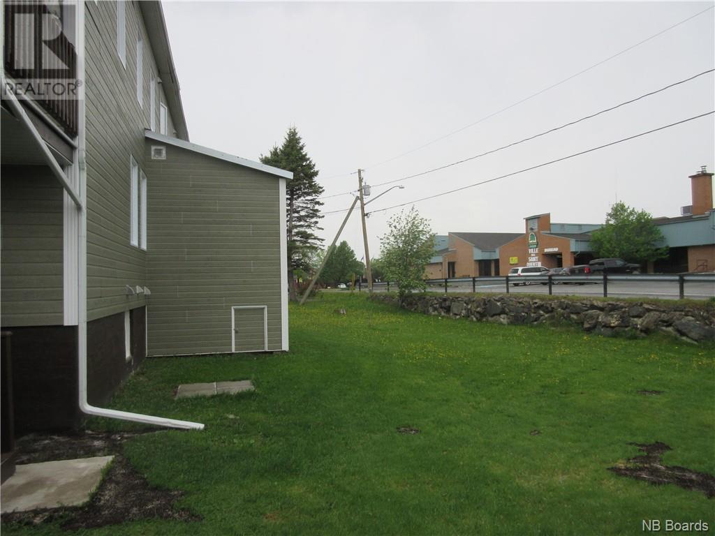 For sale 10 Place De L'Eglise Street, SaintQuentin, New Brunswick E8A1Y5 NB088987 REALTOR.ca