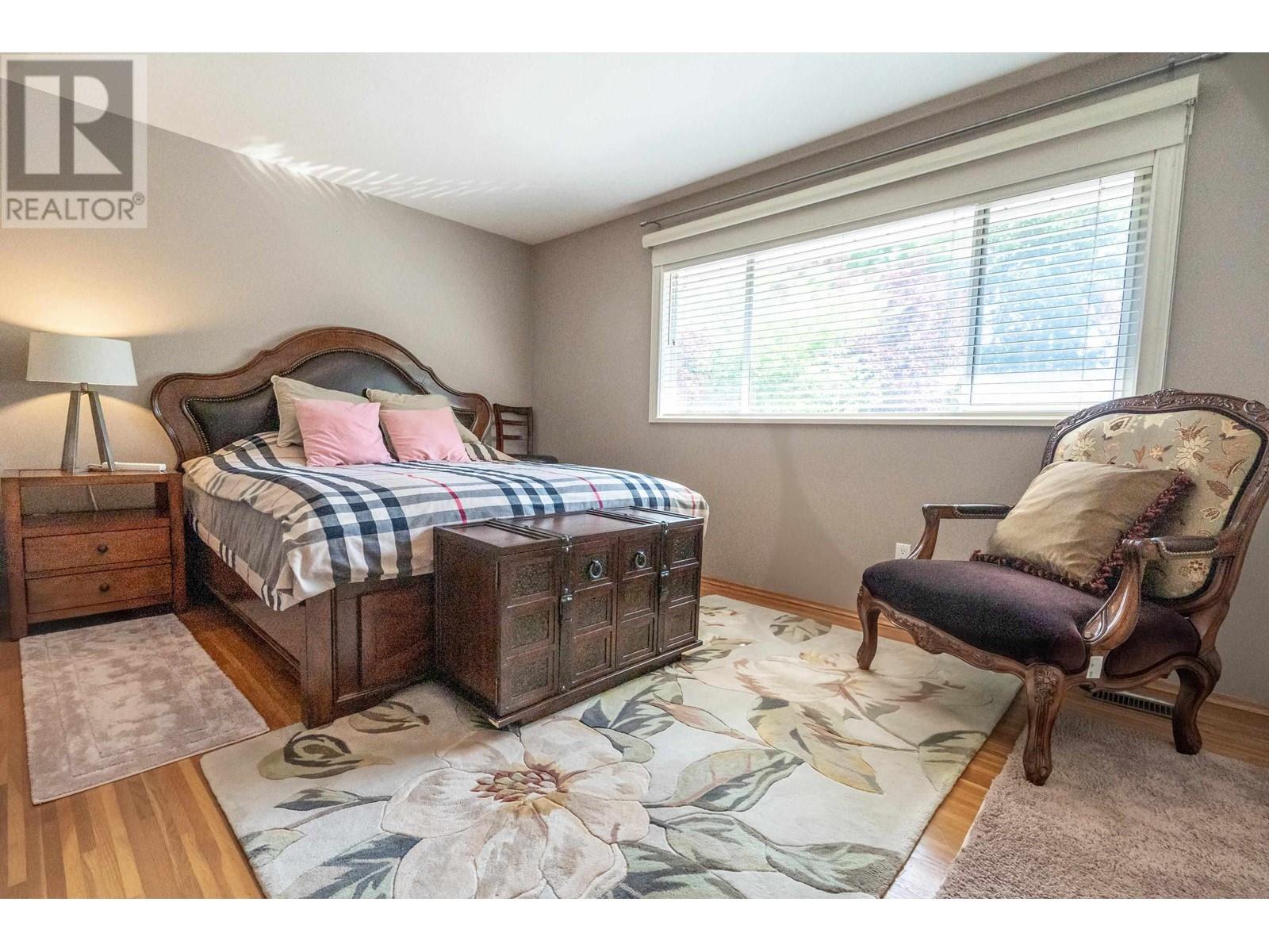 For sale 8591 SEAFAIR DRIVE, Richmond, British Columbia V7C1X7