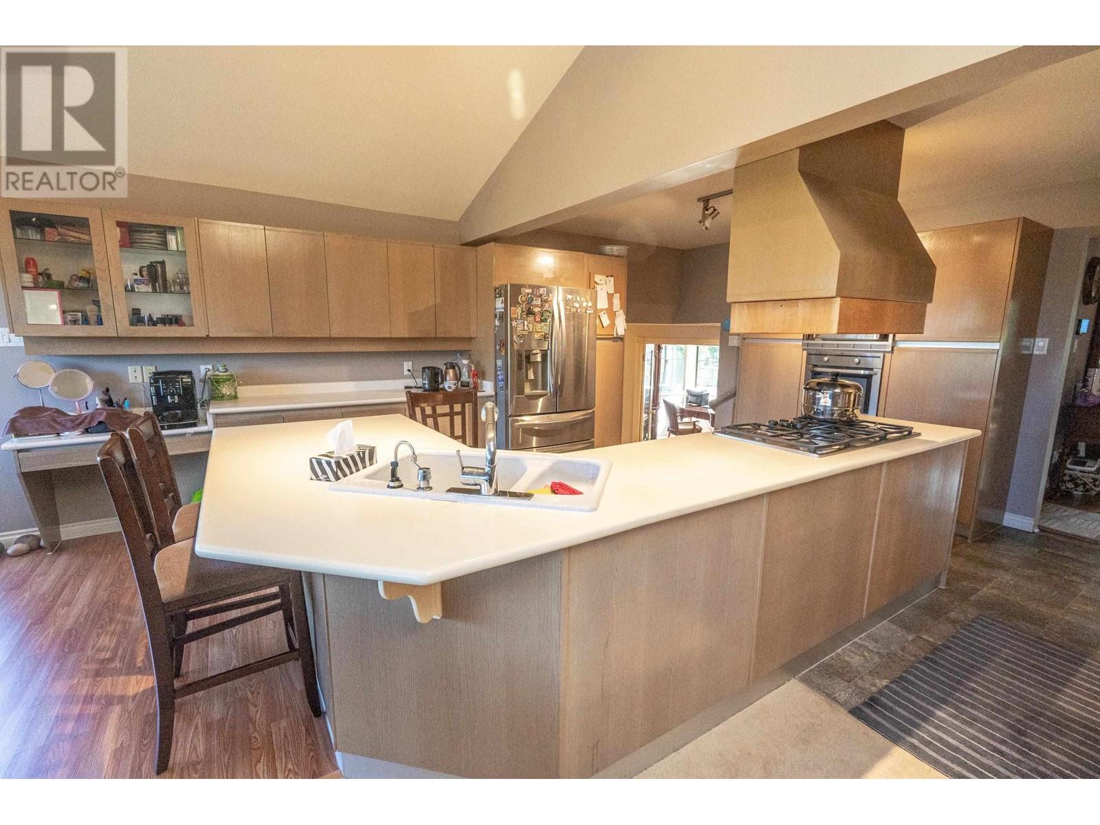 For sale 8591 SEAFAIR DRIVE, Richmond, British Columbia V7C1X7 R2793856 REALTOR.ca