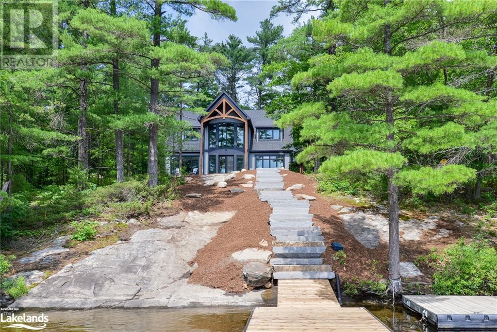 For sale: 87 TAYLOR Island, Gravenhurst, Ontario P1P1R2 - 40450135 |  REALTOR.ca