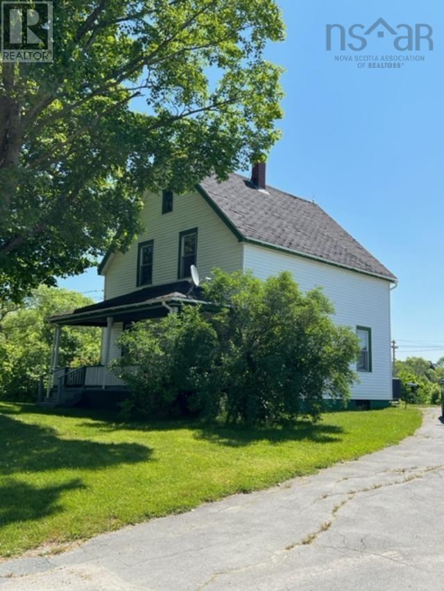 For sale 727 Highway 2, Elmsdale, Nova Scotia B2S1A8 202312897