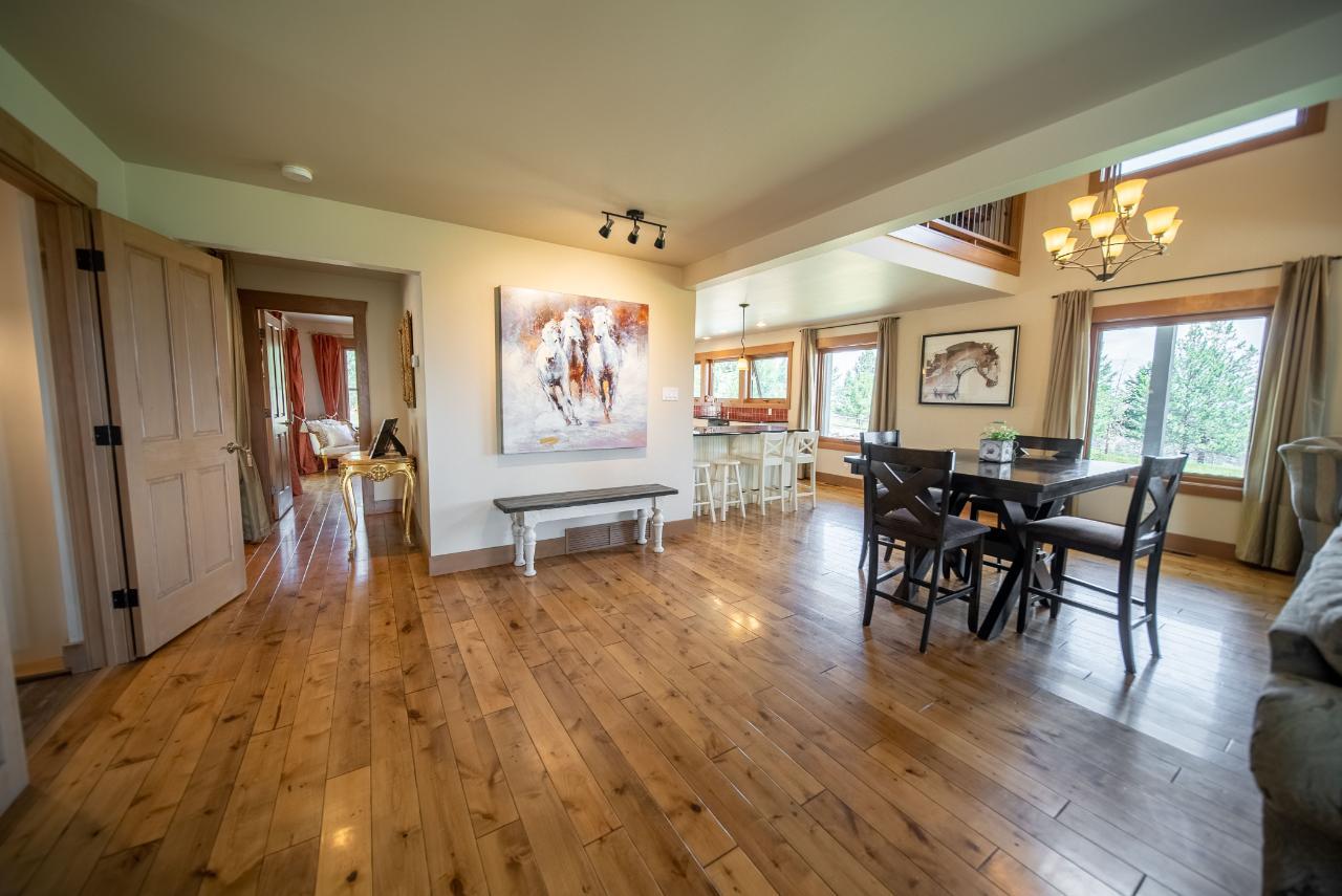 For sale 9656 CLEARVIEW ROAD, Cranbrook, British Columbia V1C7E2