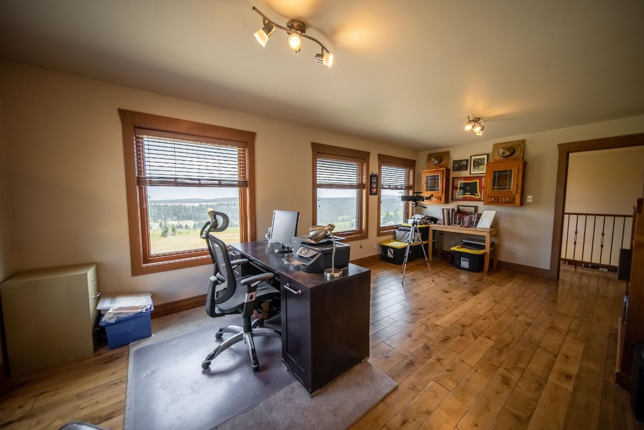 For sale 9656 CLEARVIEW ROAD, Cranbrook, British Columbia V1C7E2