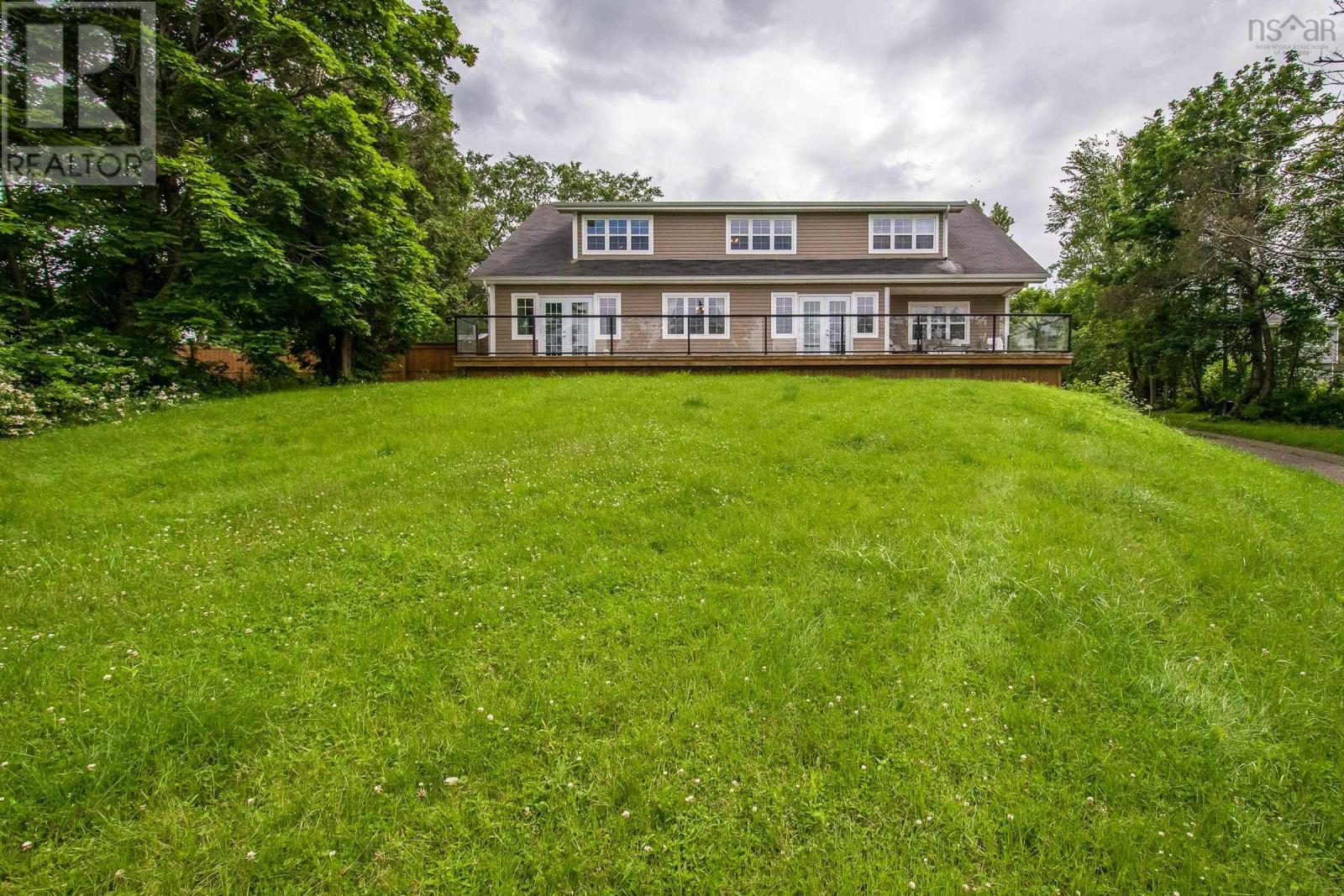 For sale 19 Ettinger Hill, Shubenacadie, Nova Scotia B0N2H0