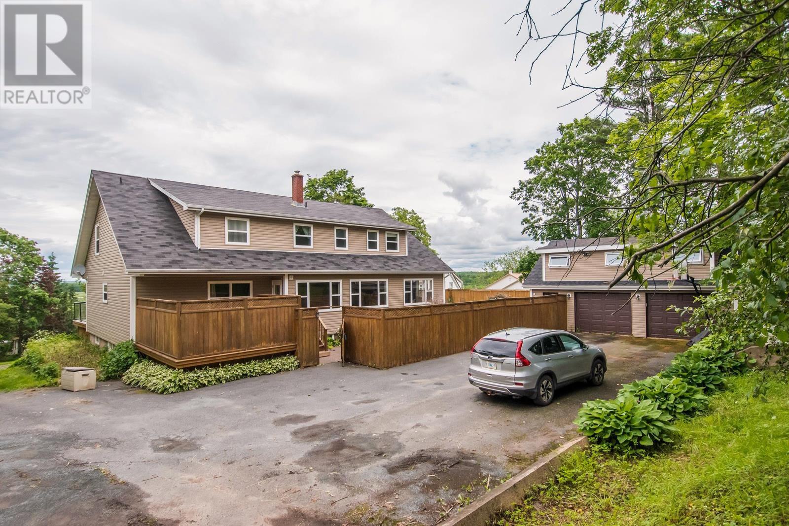 For sale 19 Ettinger Hill, Shubenacadie, Nova Scotia B0N2H0