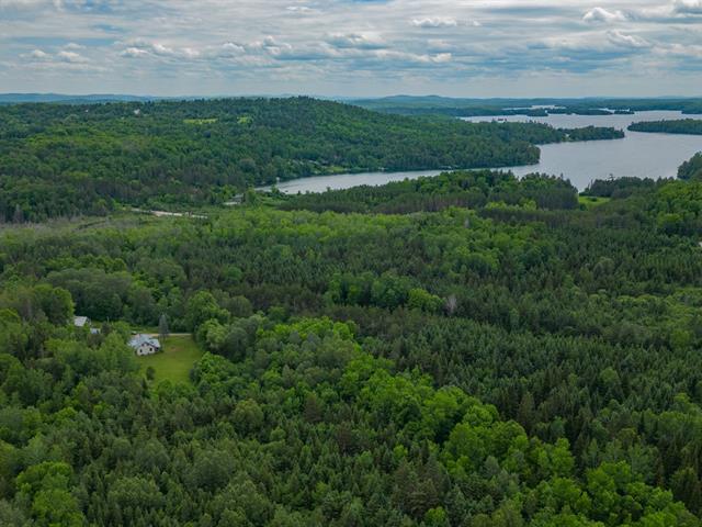 For sale: 6 Ch. Petit-Lac-des-Cèdres S., Messines, Quebec J0X2J0 ...