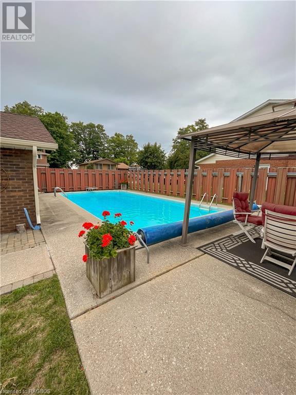 For sale 493 THEDE Drive, Port Elgin, Ontario N0H2C4 40451563