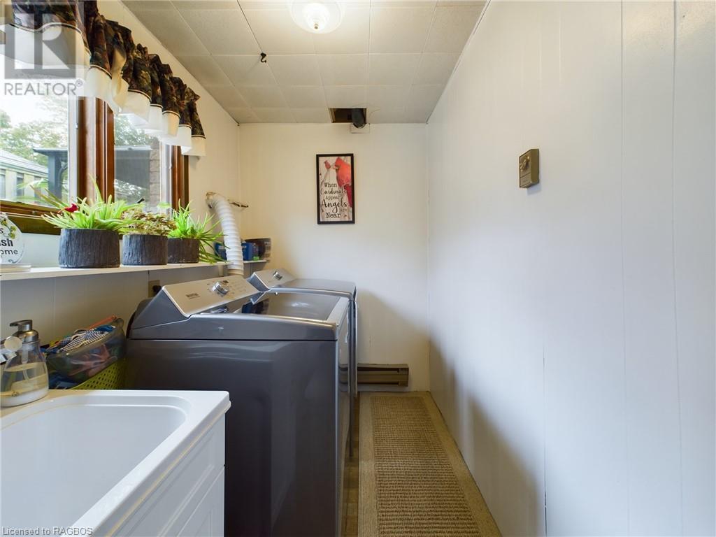 For sale 493 THEDE Drive, Port Elgin, Ontario N0H2C4 40451563