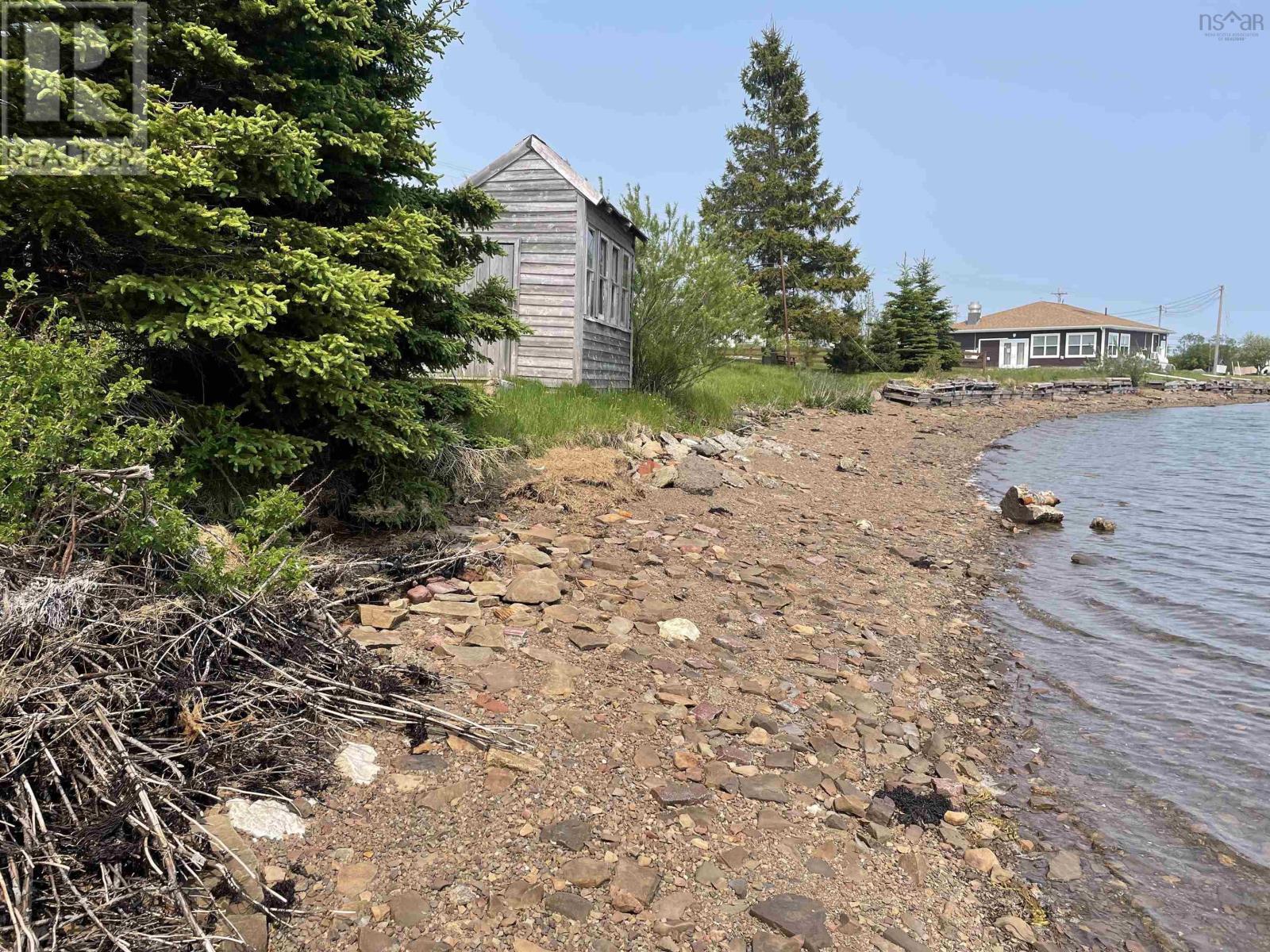 For sale 4 Grandique Ferry Road, Louisdale, Nova Scotia B0E1V0