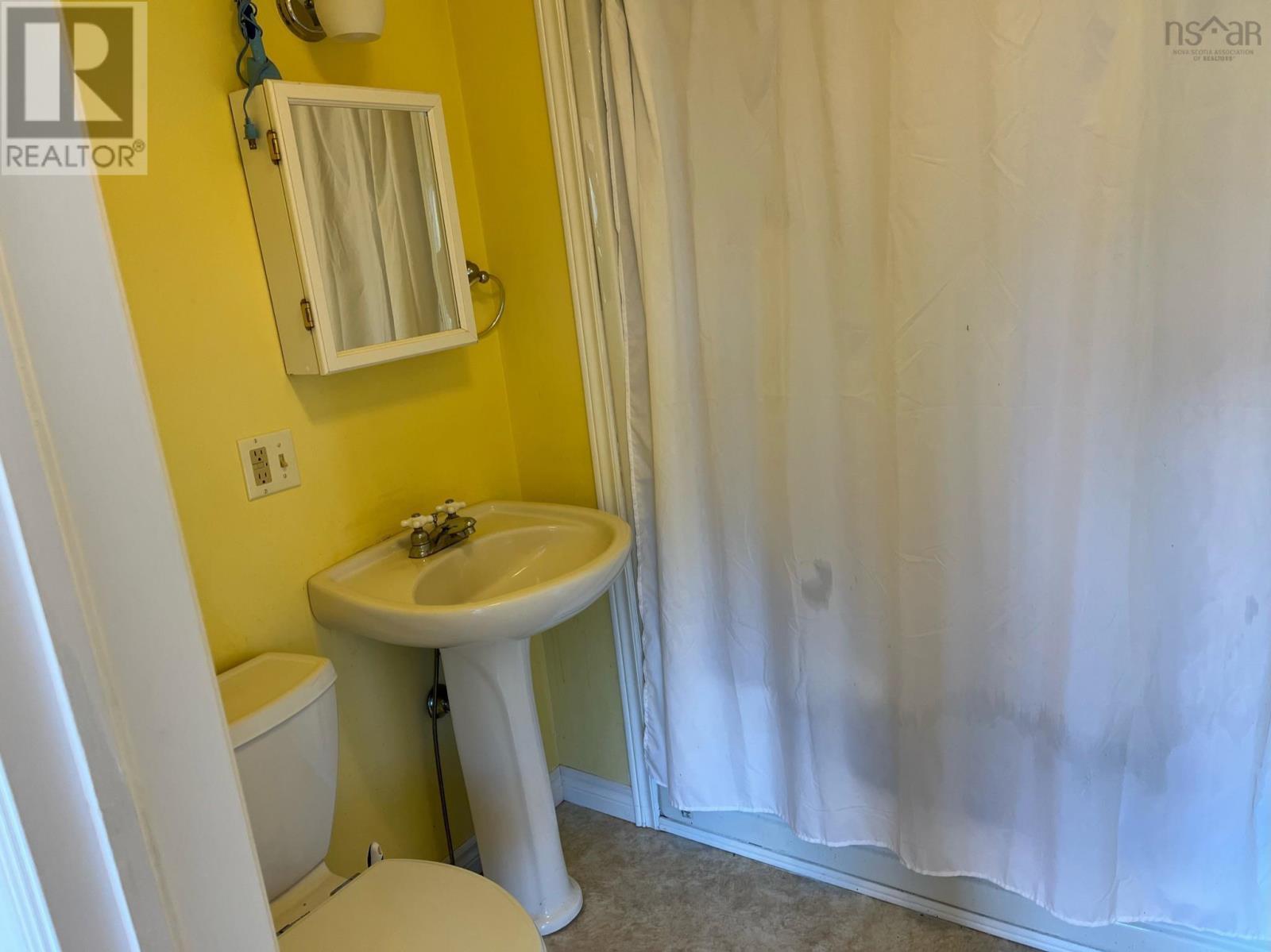 For sale 632 Ross Durkee Road, Sandford, Nova Scotia B5A5K8