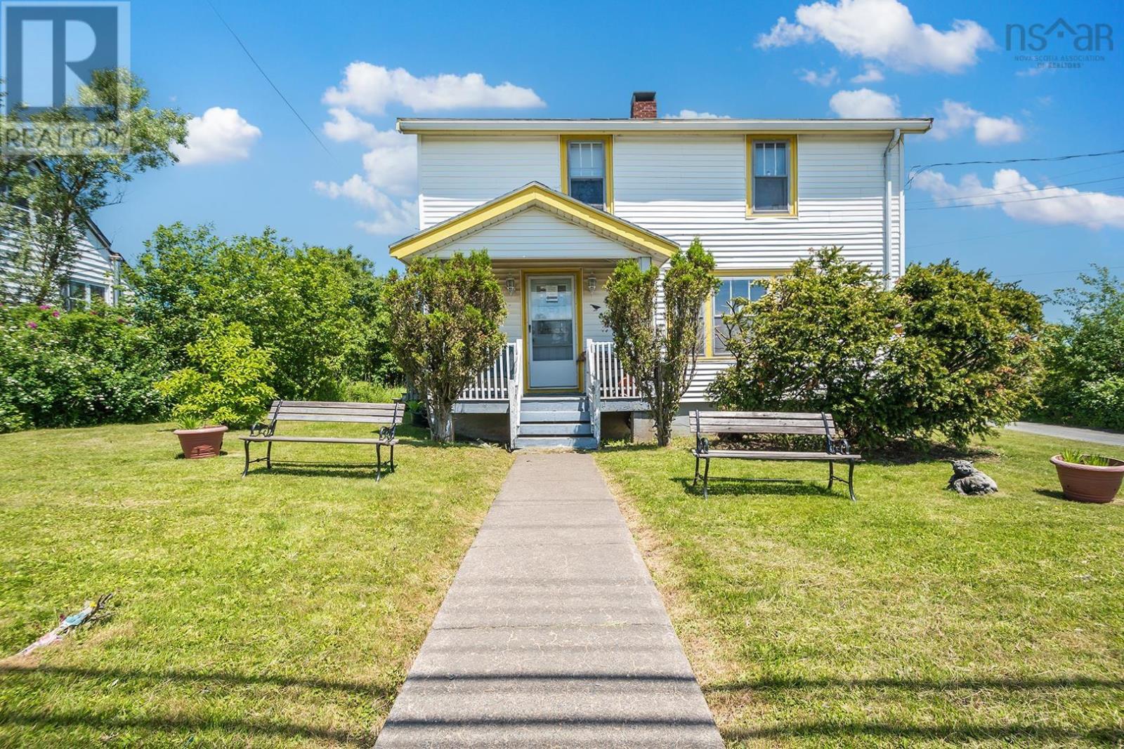 For sale 1687 Hammonds Plains Road, Hammonds Plains, Nova Scotia