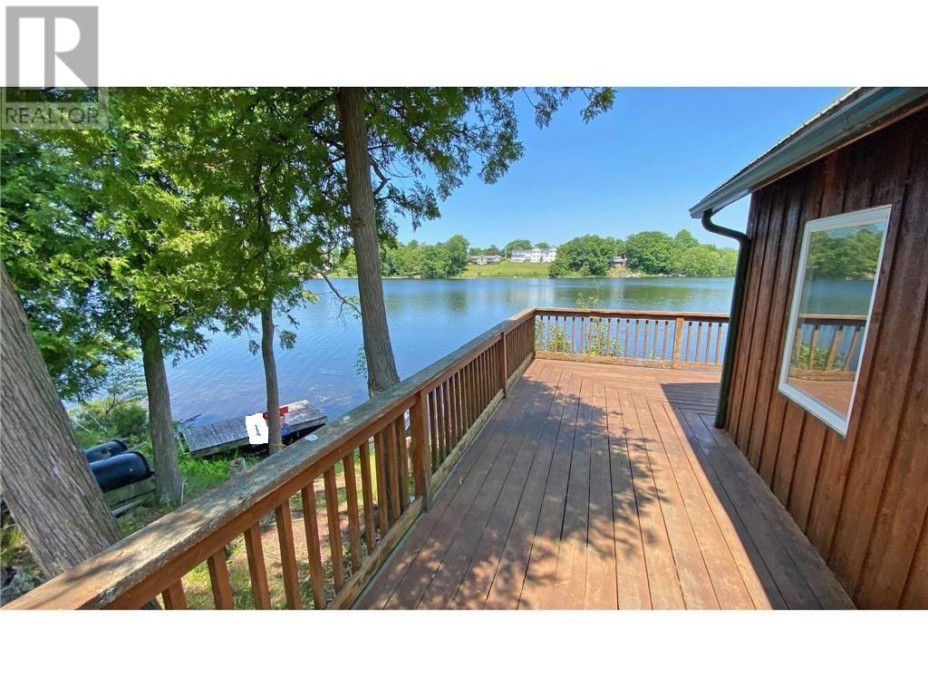 For sale 561 GRACEYS ISLAND, Sharbot Lake, Ontario K0H2P0 1348327