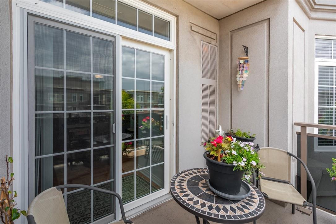 For sale 2300 Parkhaven Boulevard, Unit 407, Oakville, Ontario L6H6V9