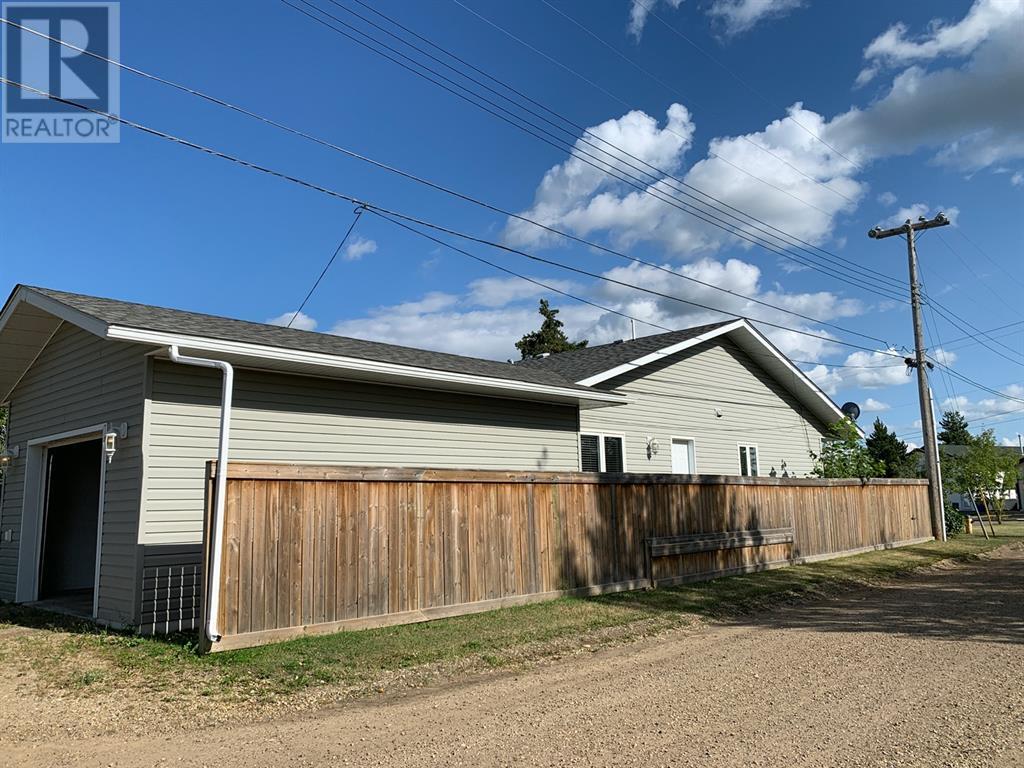 For sale 4920 52 Avenue, Grimshaw, Alberta T0H1W0 GP202357 REALTOR.ca
