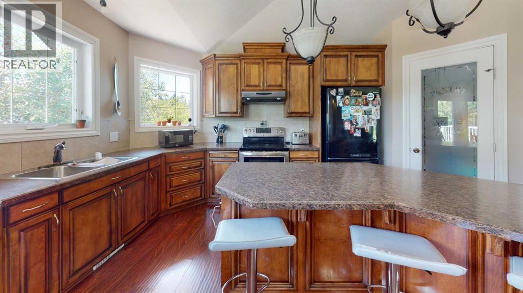 For sale 20, 68165 Campsite Road, Plamondon, Alberta T0A2T0 A1105400