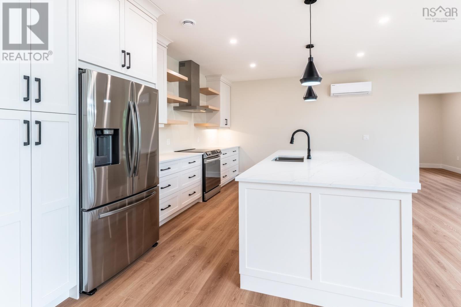 For sale 8 Hollywood Drive, West Porters Lake, Nova Scotia B3E1L3 202313692 REALTOR.ca