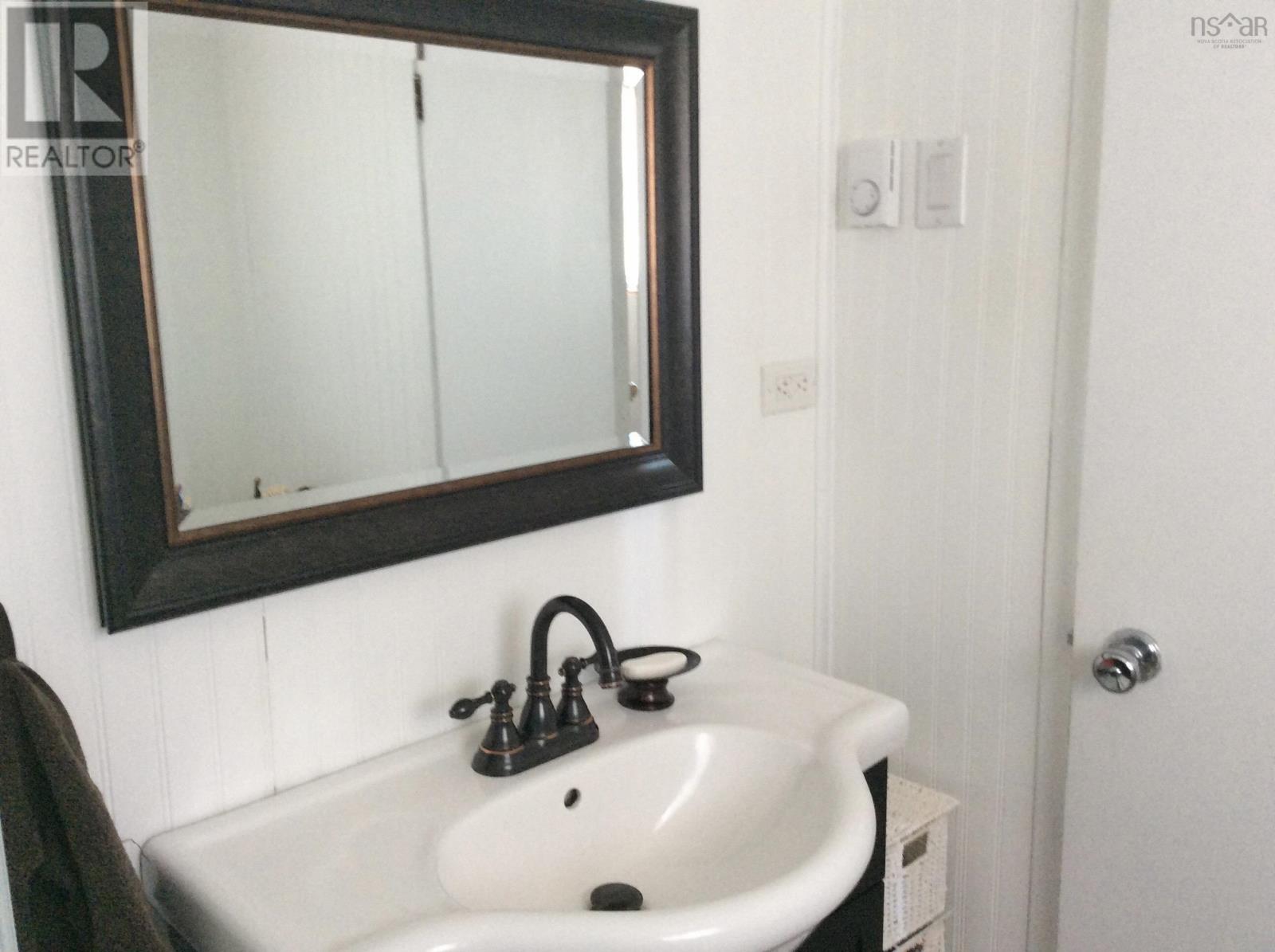 For sale 4522 Highway 16, Half Island Cove, Half Island Cove, Nova