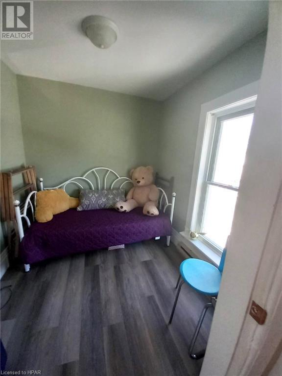 For sale 390 & 392 SHUTER Street, Wingham, Ontario N0G2W0 40459150