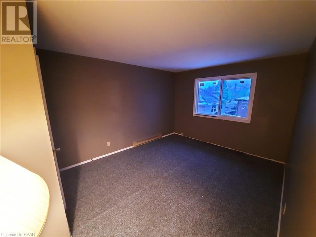 For sale 390 & 392 SHUTER Street, Wingham, Ontario N0G2W0 40459150 REALTOR.ca