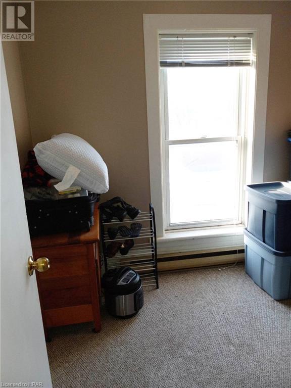 For sale 390 & 392 SHUTER Street, Wingham, Ontario N0G2W0 40459150