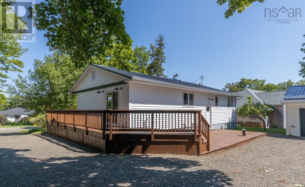 For sale 684 Highway 1 Smiths Cove, Smiths Cove, Nova Scotia B0S1S0