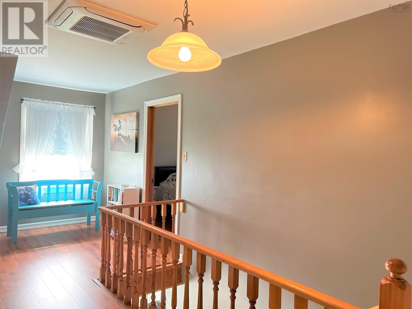 For sale 19 Earle Street, Clark's Harbour, Nova Scotia B0W1P0 202315687 REALTOR.ca