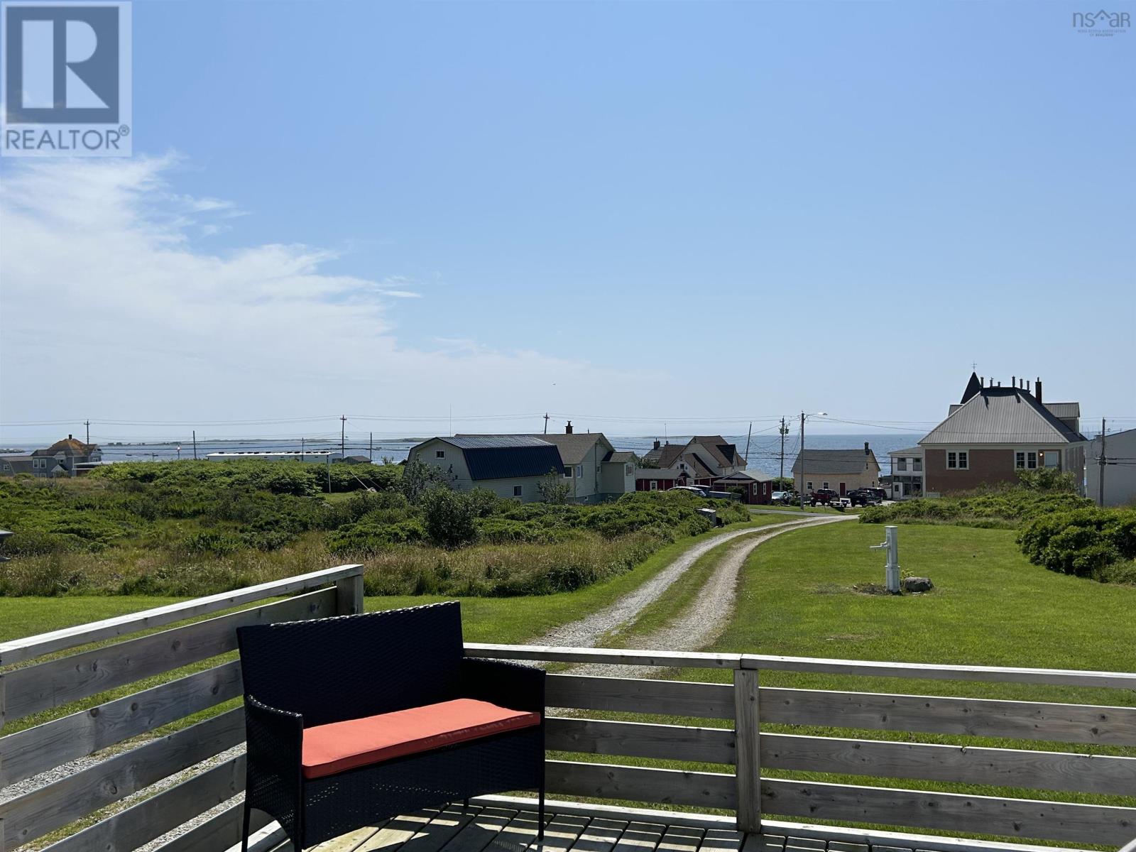 For sale 19 Earle Street, Clark's Harbour, Nova Scotia B0W1P0 202315687 REALTOR.ca