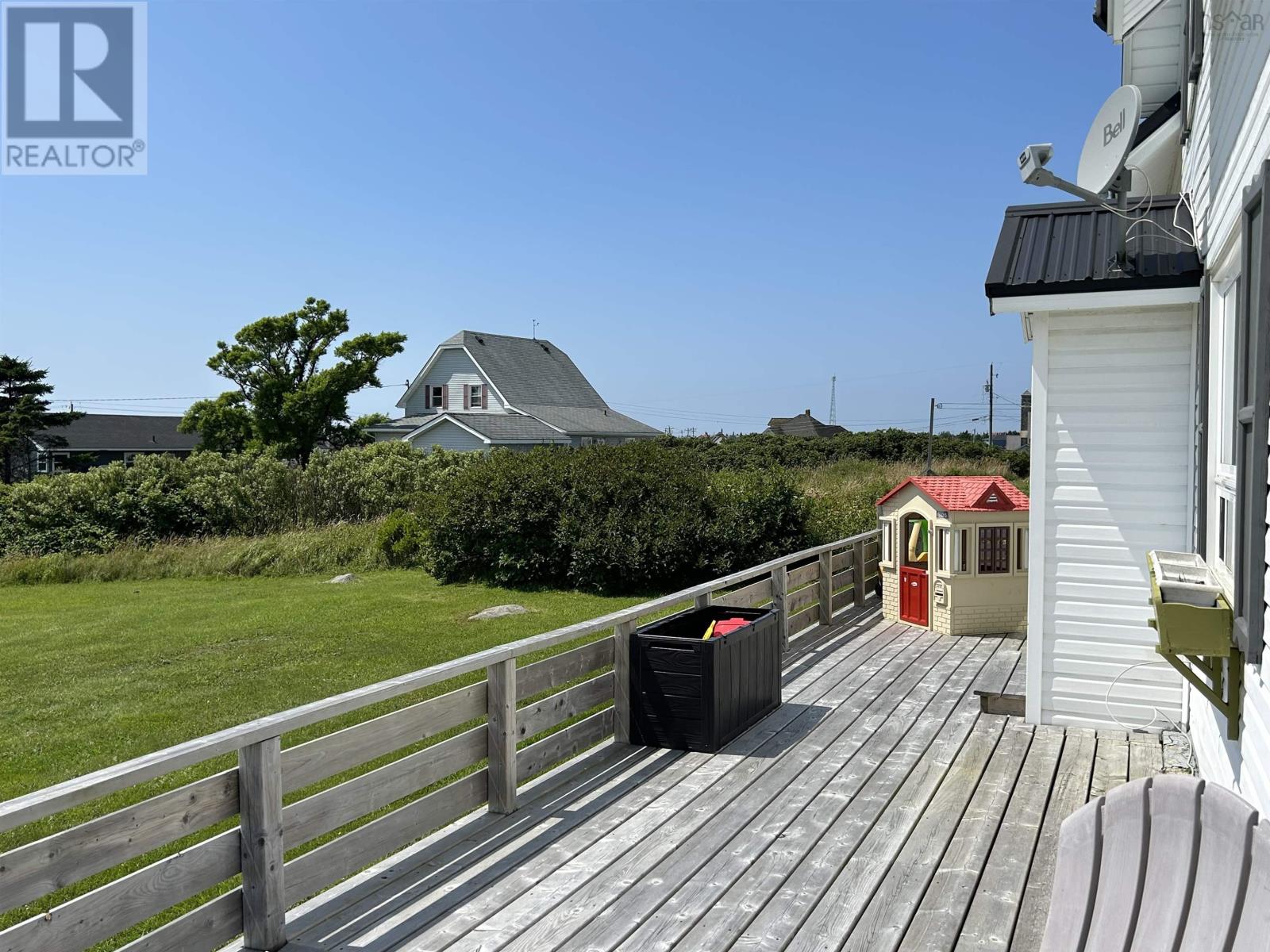 For sale 19 Earle Street, Clark's Harbour, Nova Scotia B0W1P0 202315687 REALTOR.ca