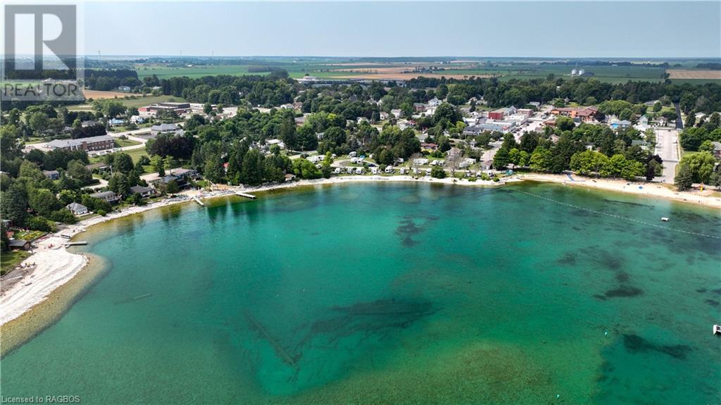 For sale 18 MURRAY Avenue, Stokes Bay, Ontario N0H1W0 40455021