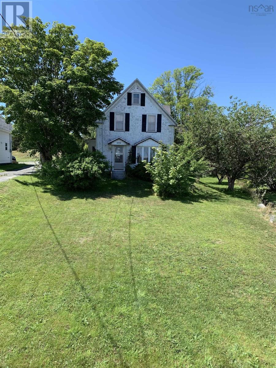 1042 Highway 335, Middle West Pubnico, Nova Scotia B0W2M0 REALTOR.ca