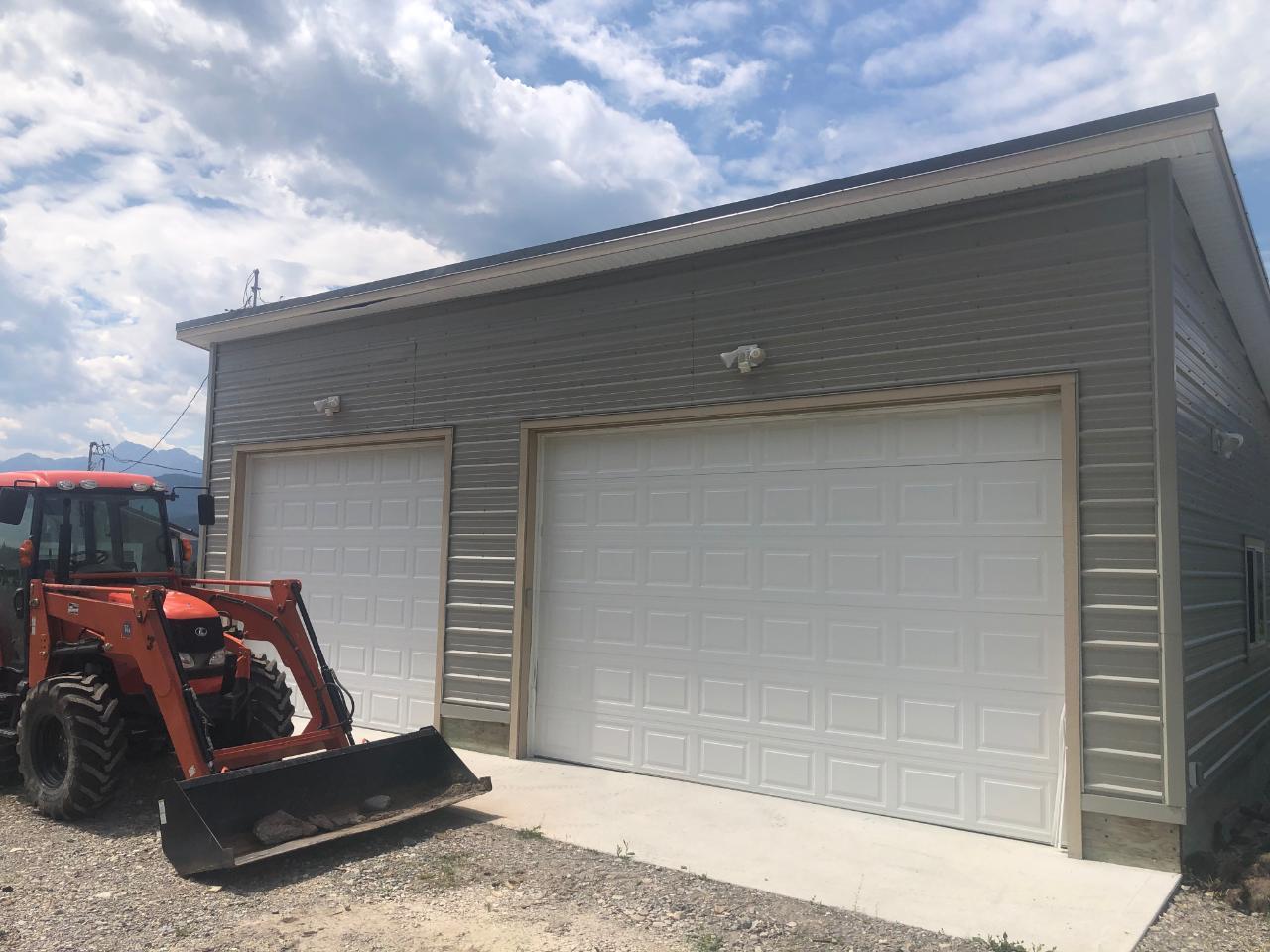 For sale 726 HIGHWAY 95, Spillimacheen, British Columbia V0A1P0