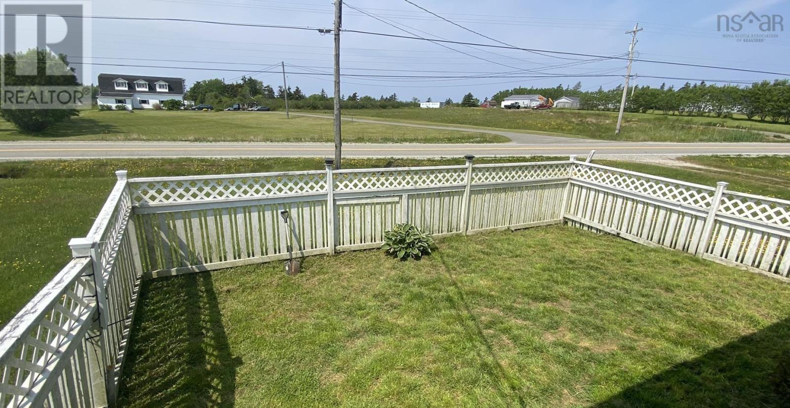 For sale 5402 Highway 1, Salmon River, Nova Scotia B5A5B3 202312006 REALTOR.ca