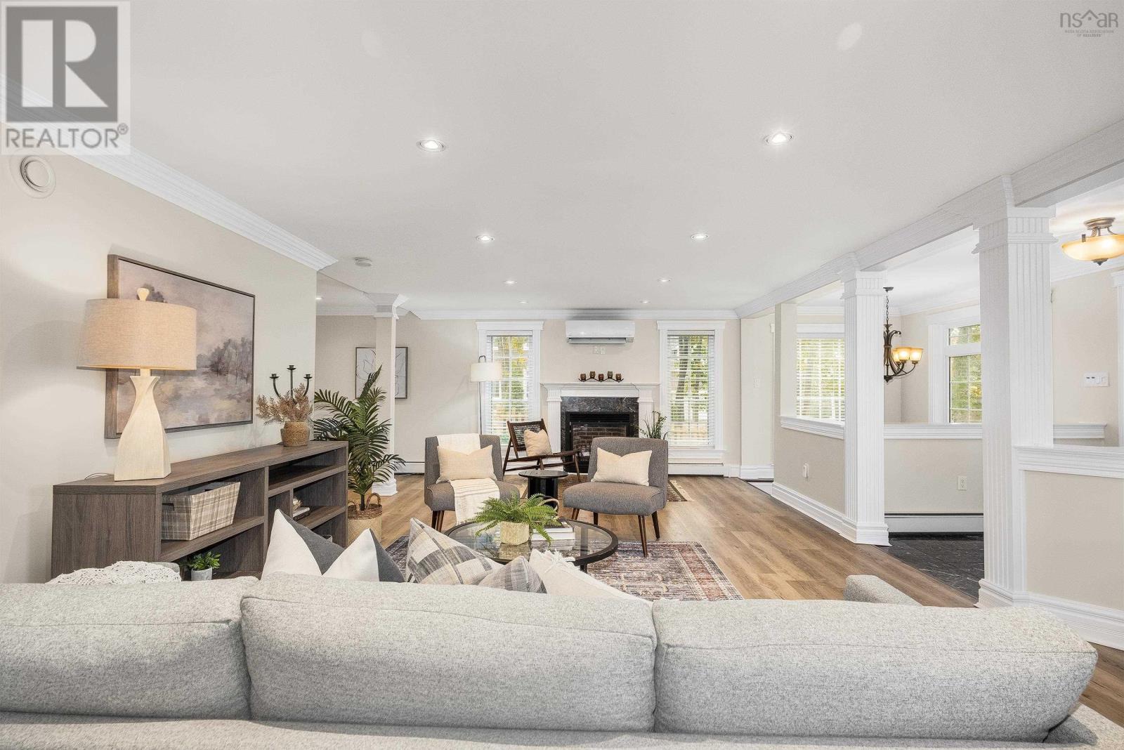 For sale 650 Shore Drive, Bedford, Nova Scotia B4A2E1 202315862