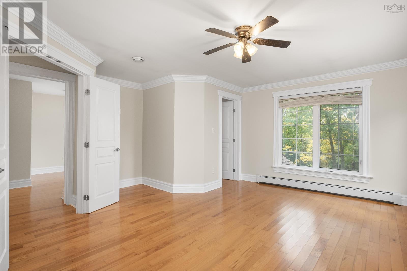 For sale 650 Shore Drive, Bedford, Nova Scotia B4A2E1 202315862