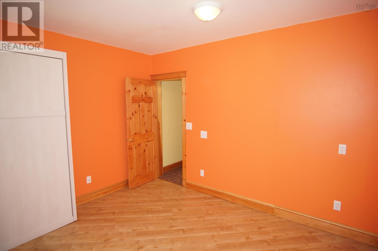 For sale 13 Lakeside Road, Beaverdam Lake, Nova Scotia B0T1W0